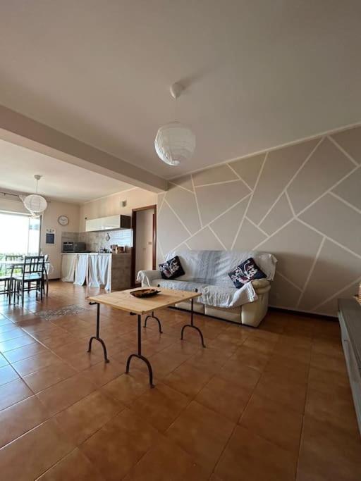 Casa Ultreia, Appartamento Aci Castello Eksteriør bilde